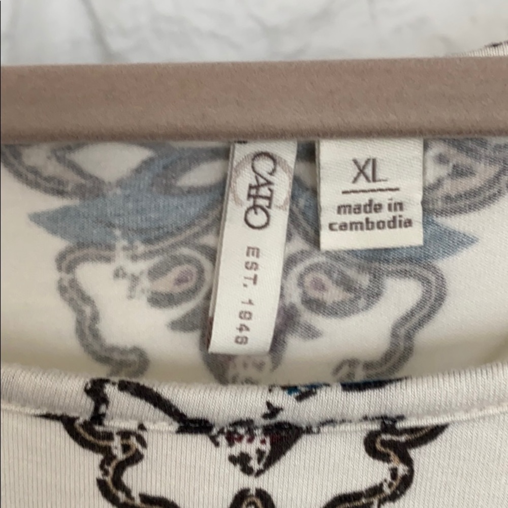 Cato XL long sleeve Top - Picture 7 of 12